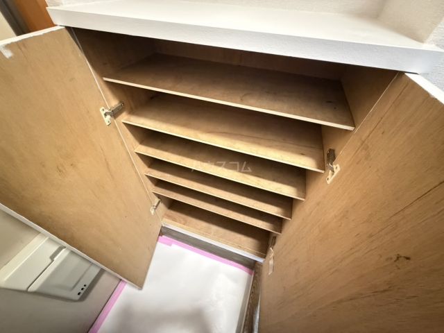ファミール安松の内装写真