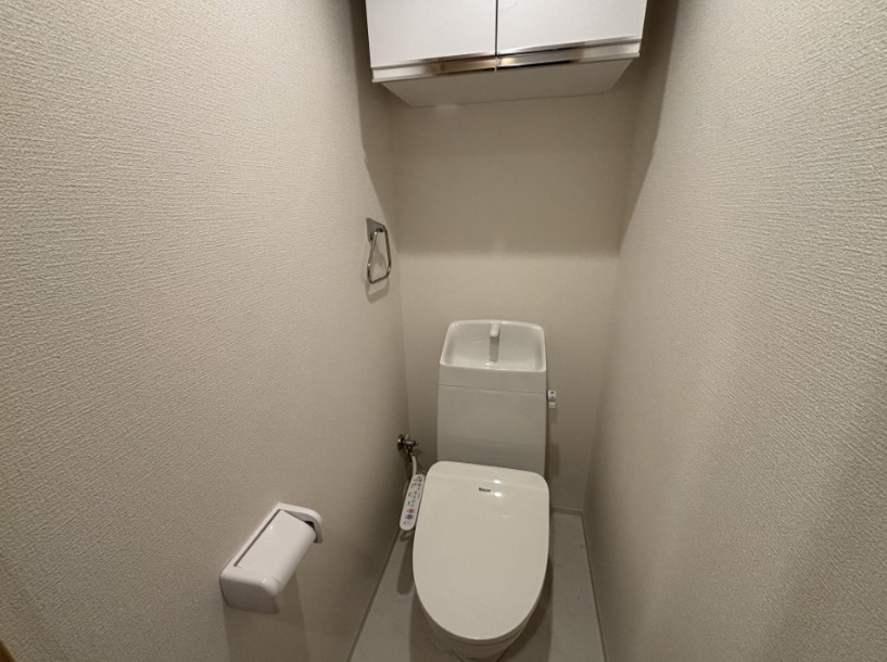 トイレ　※別部屋の参考写真です。