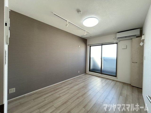 フジパレス野崎I番館の居間写真