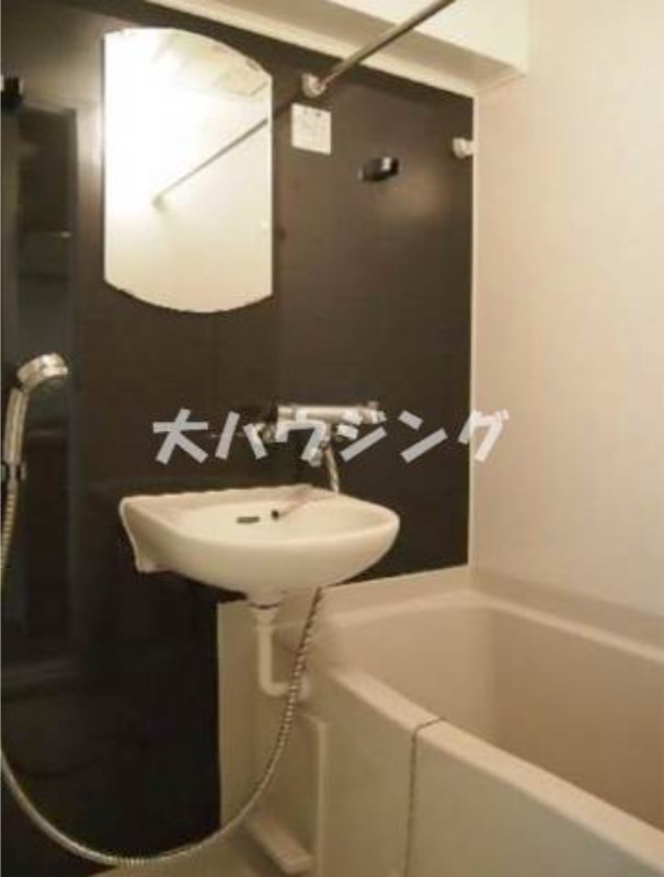 ルーブル千鳥町弐番館の風呂写真