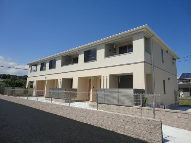 建物外観　外観写真（昼）