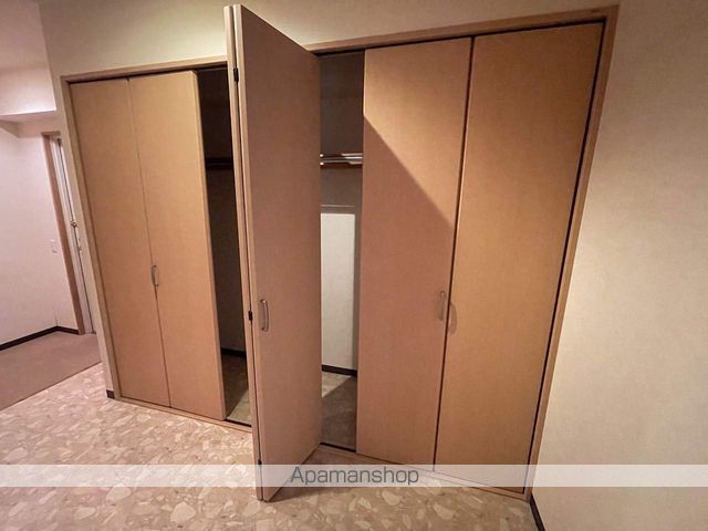 メゾン ラフォーネの内装写真