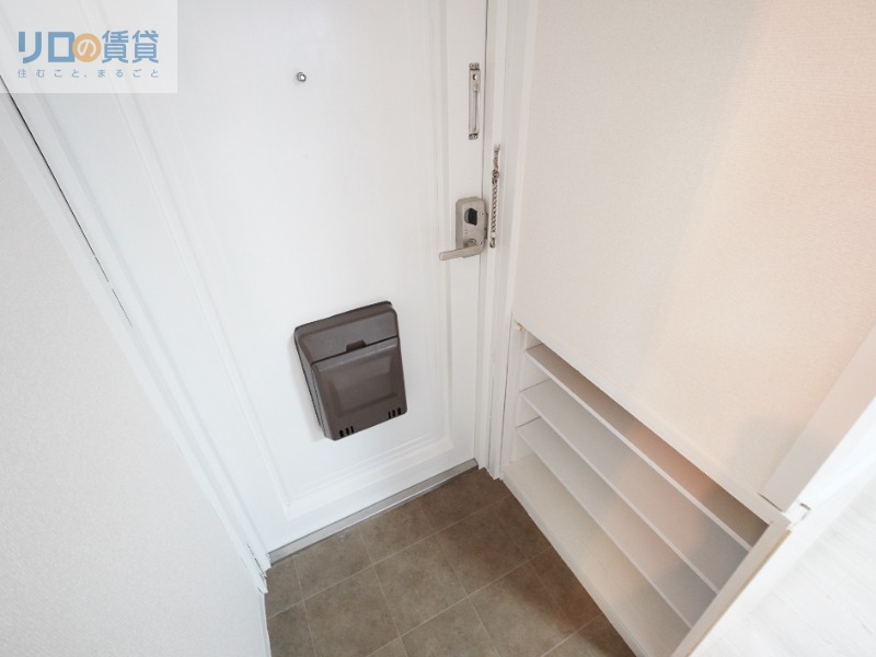 Z-RIZE宝塚プレリュードの玄関写真
