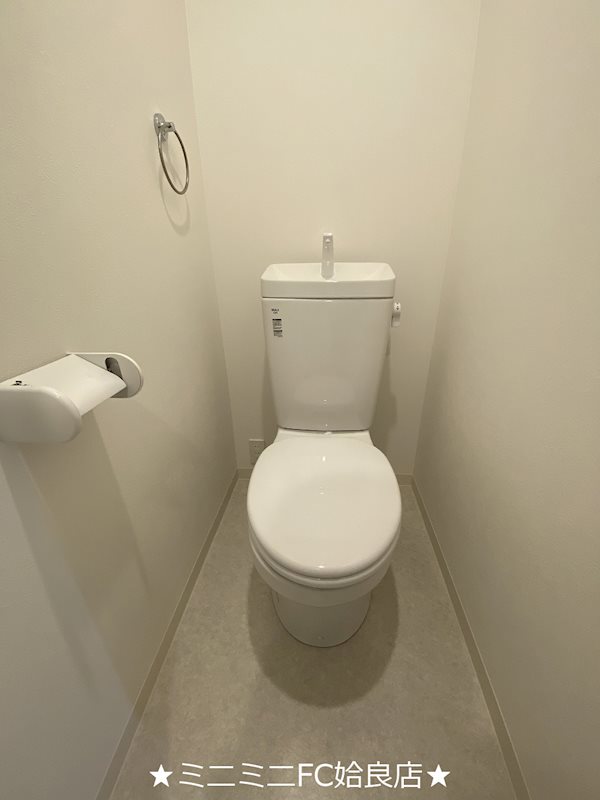 ＪＲ日豊本線 姶良駅 徒歩12分 5階建 築5年のトイレ写真