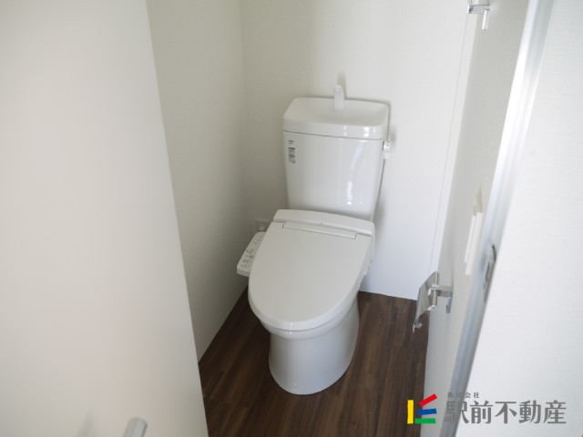 レガロクオーレ I棟のトイレ写真