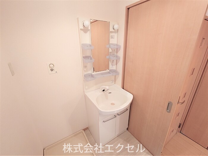 ＪＲ青梅線 昭島駅 徒歩20分 2階建 築21年の内装写真