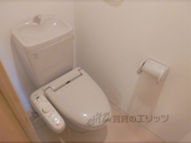 エステムコート京都河原町プレジールのトイレ写真
