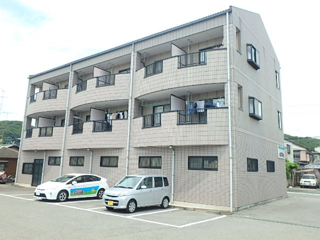東武伊勢崎線 太田駅 徒歩10分 築32年
