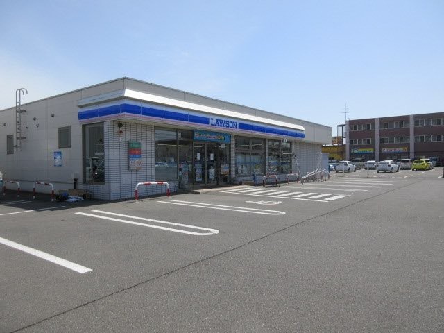 コンビニ　ローソン帯広西5南五丁目店（コンビニ）まで635m