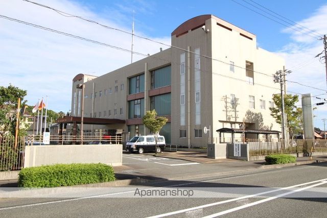 警察署・交番　静岡県菊川警察署（警察署・交番）まで715m