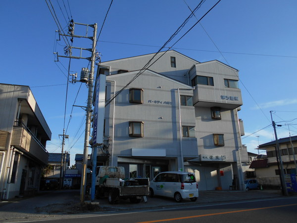 ＪＲ内房線 八幡宿駅 徒歩12分 4階建 築36年の外観写真