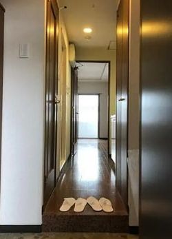 玄関　参考写真：別部屋タイプ