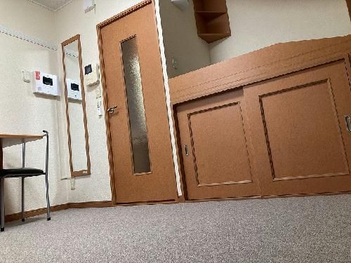 レオパレスGralioの居間写真