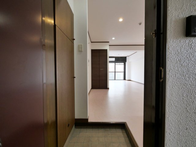 玄関　明るい玄関です