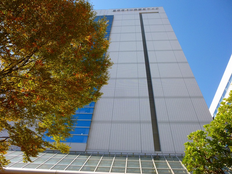 役所　調布市役所（役所）まで575m