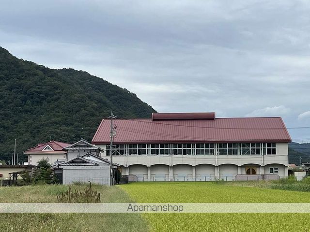 小学校　赤磐市立豊田小学校（小学校）まで312m