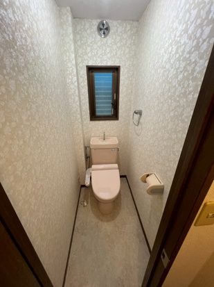 アゼリアオオバのトイレ写真