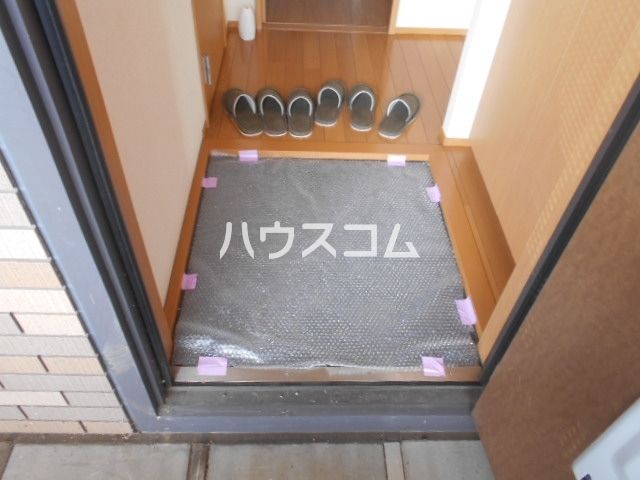 ヴェルデ阿左美V棟の玄関写真