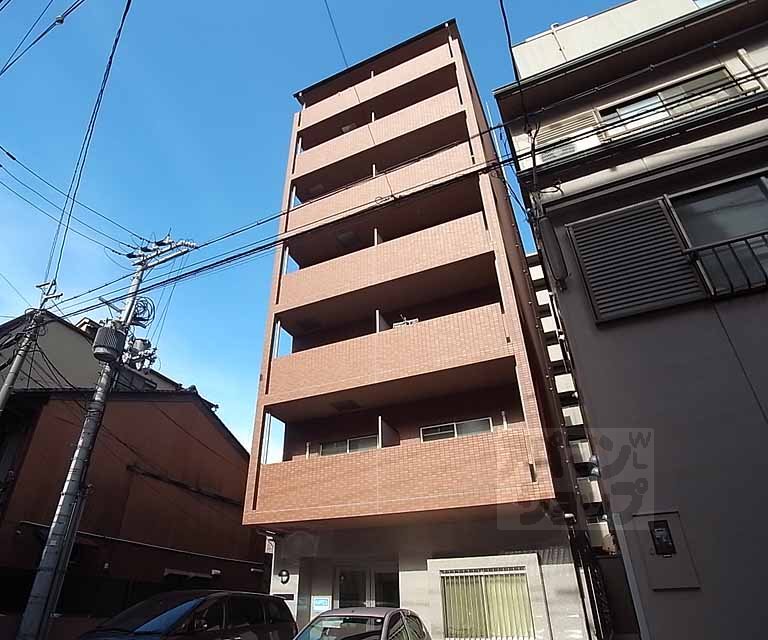 パルティール四条の外観写真