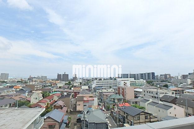 眺望　目の前に建物がなく、日当たりも期待できますね。