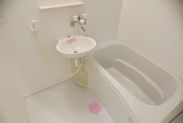 バス・シャワールーム　☆のびのび入れるお風呂☆