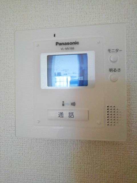 セキュリティ　安心のモニター付きインターホン