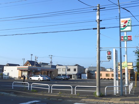 コンビニ　セブンイレブン江別大麻北町店（コンビニ）まで1125m
