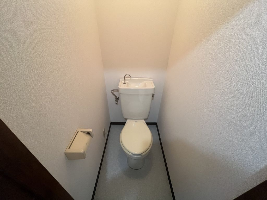 トイレ　トイレ