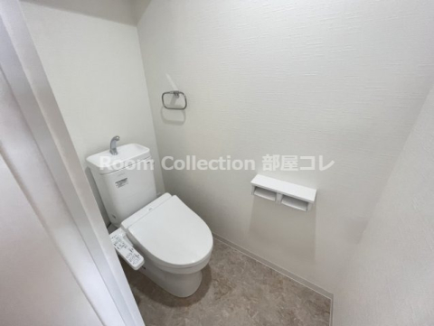 トイレ　※同物件他部屋写真 反転、色違いの場合有 現況優先