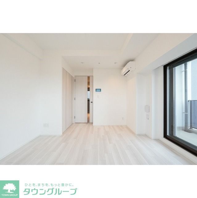 シーズンフラッツ大森西の居間写真