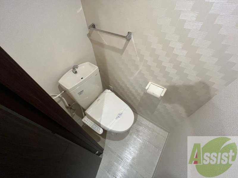 トイレ　トイレです。ウォシュレット付を探している方、おすすめです。