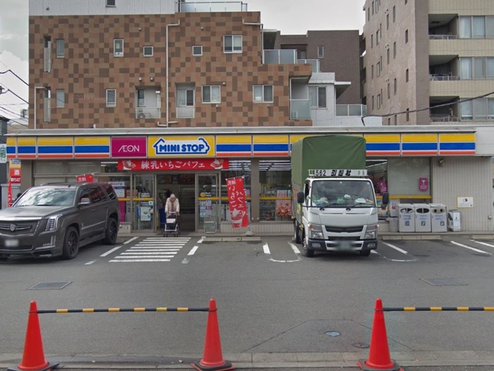 コンビニ　ミニストップ武蔵野緑町店（コンビニ）まで350m