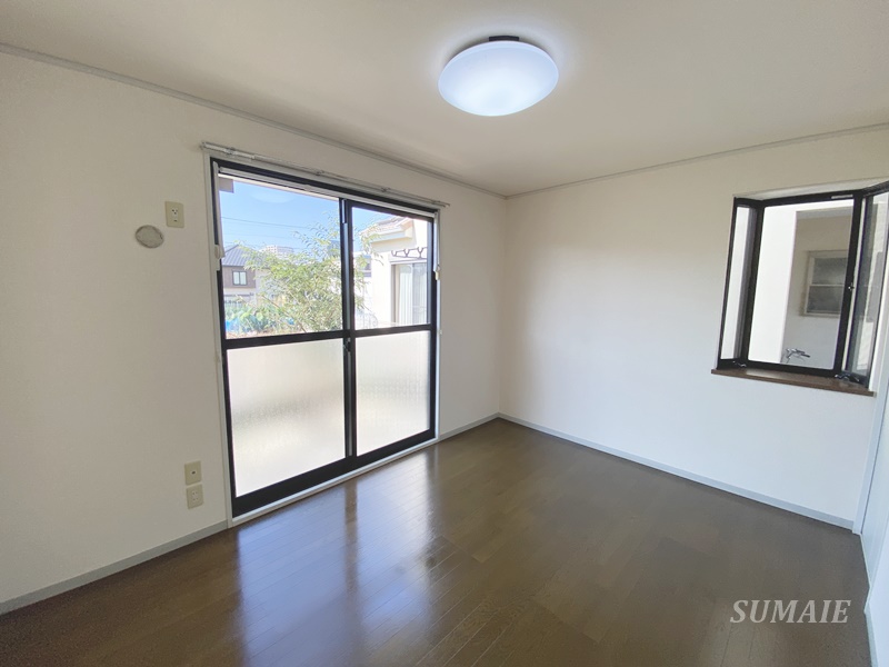 その他部屋・スペース　落ち着いて過ごせるお部屋なので、寝室にいかがでしょうか☆