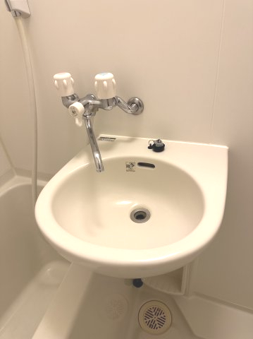洗面設備　類似物件の写真となります。※イメージ、現状優先。