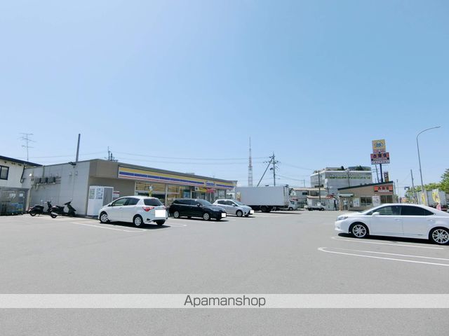コンビニ　ミニストップ（コンビニ）まで937m