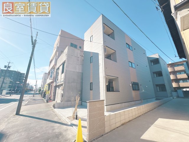 菊園町四丁目の外観写真