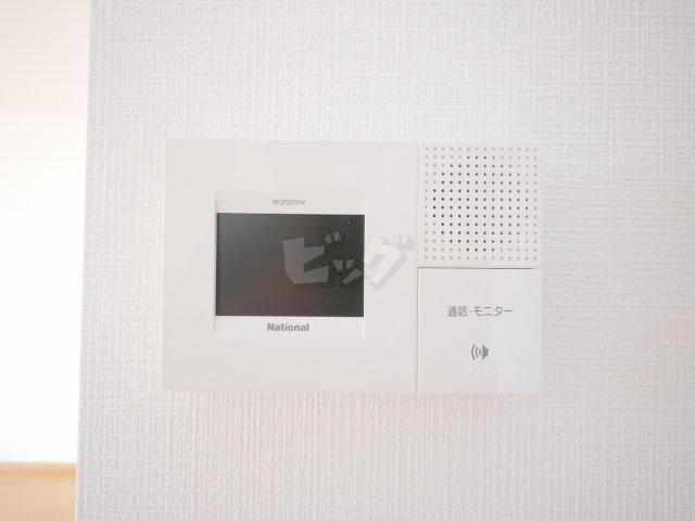 セキュリティ　来客の顔が見えて安心！TVモニターホン付きです♪