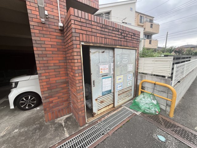 アドサム小山の外観写真