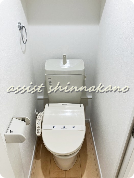トイレ　別号室の参考写真です