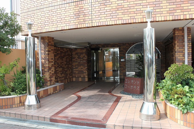 地下鉄谷町線 喜連瓜破駅 徒歩5分 6階建 築32年の外観写真