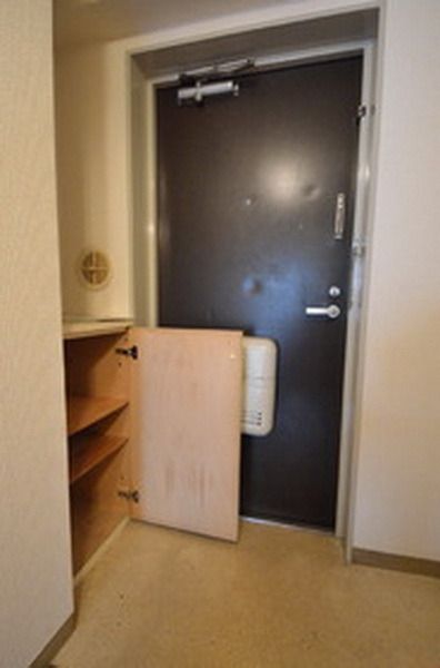 玄関　★お部屋探しは株式会社タウンハウジング東京まで★