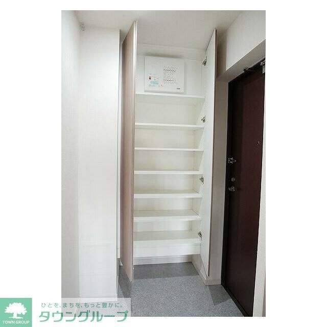玄関　収納