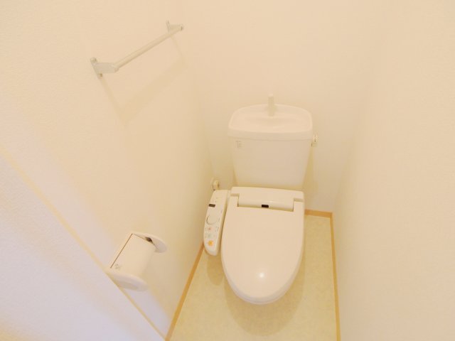 ラ・リヴェール久乃のトイレ写真