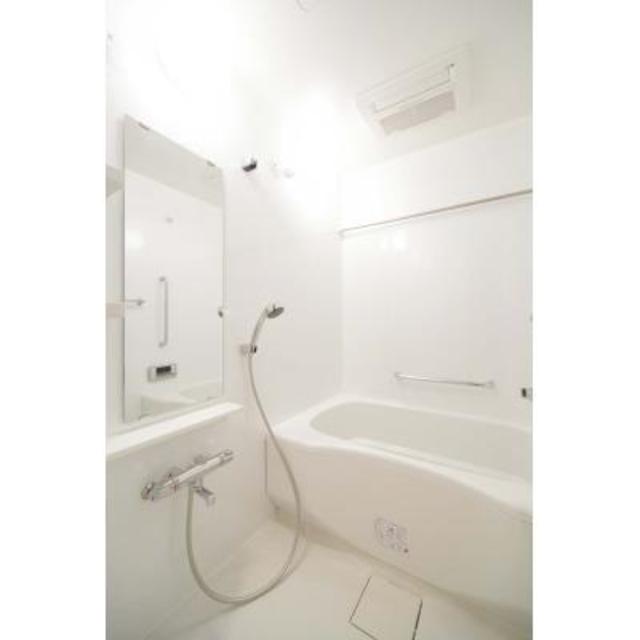 バス・シャワールーム　※写真は同タイプ住戸です。