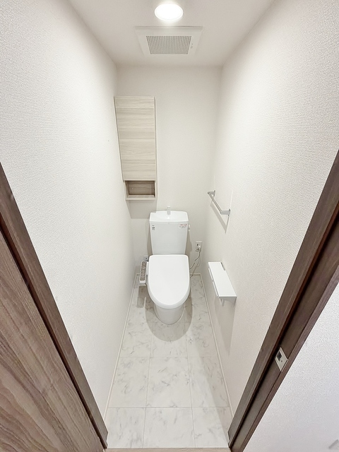 R-H2のトイレ写真
