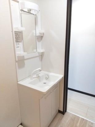 洗面設備　洗髪洗面化粧台