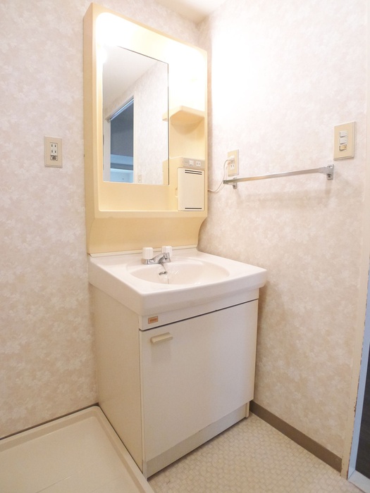 SUNCITY HIKOTA C-1の内装写真