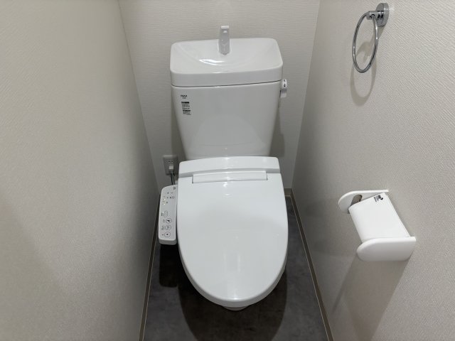 京橋フォーシーズンズのトイレ写真