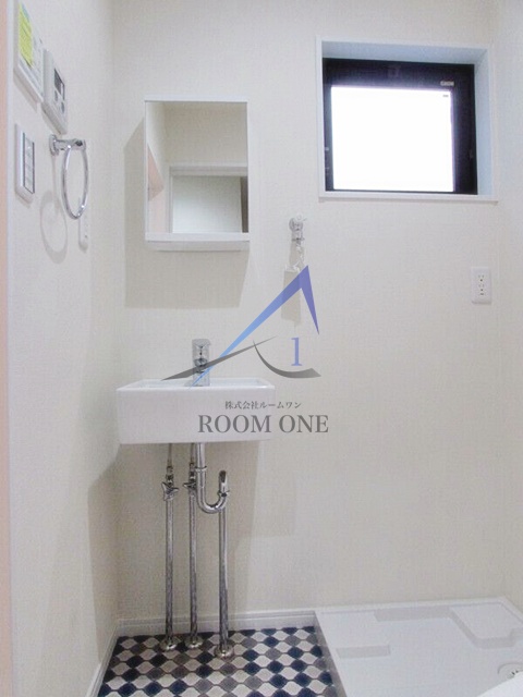 洗面設備　独立洗面台です。