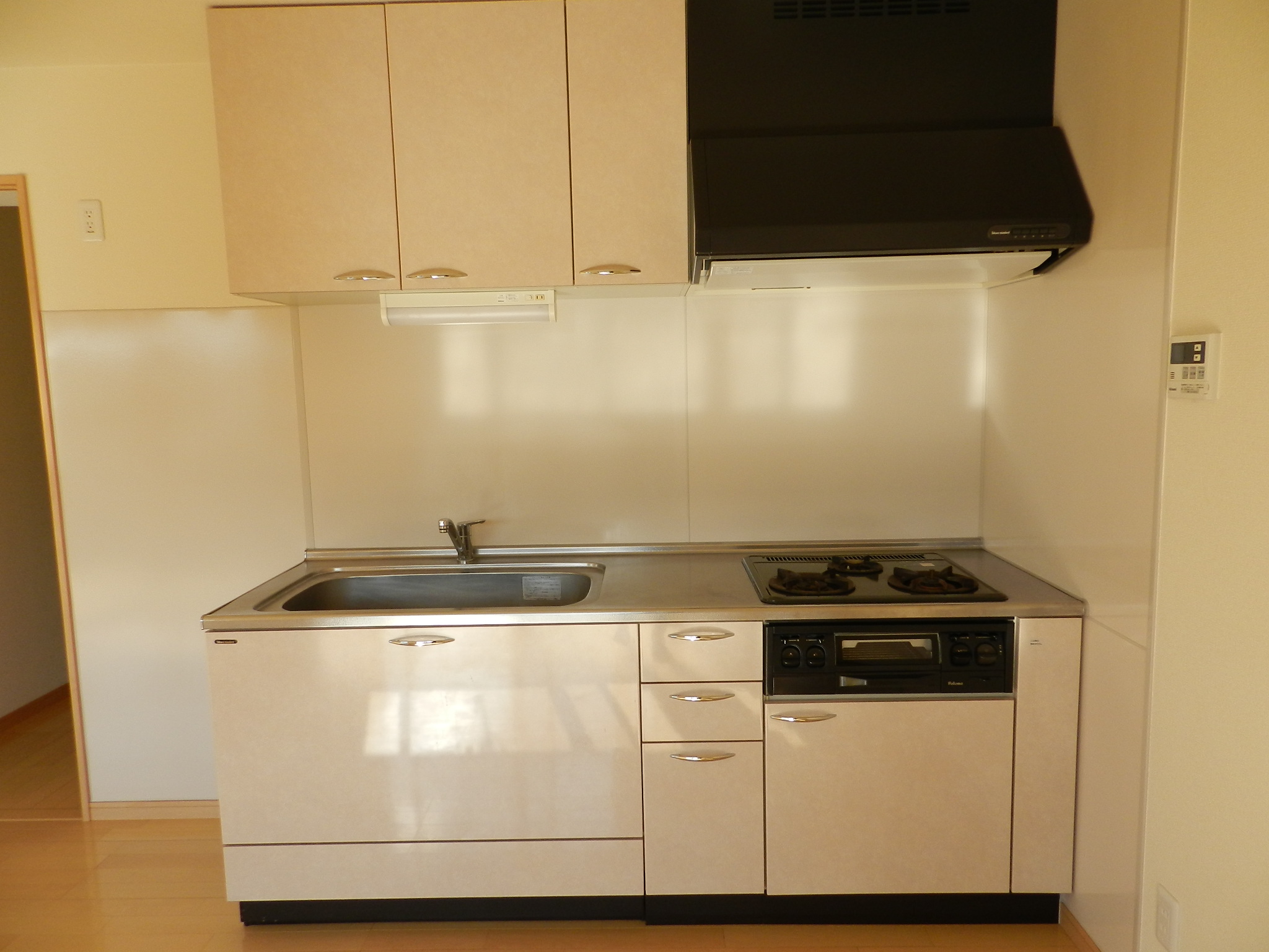 キッチン　※色は異なることがございます。